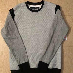 Narrows men’s sweater bundle.